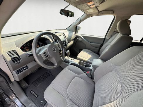 Used 2019 Nissan Frontier SV AWD/4WD image 11
