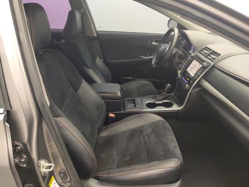 Used 2017 Toyota Camry XSE image 21