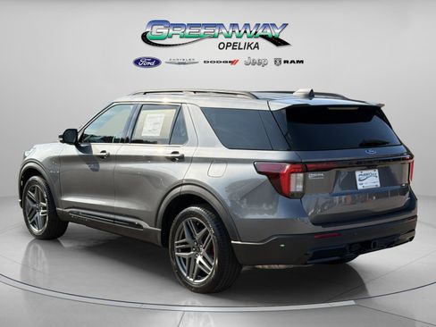 New 2026 Ford Explorer ST-Line w/ ST-Line Street Pack AWD/4WD image 5