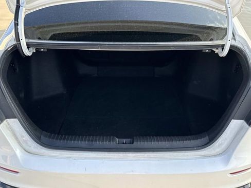 Used 2023 Honda Accord Sport image 11