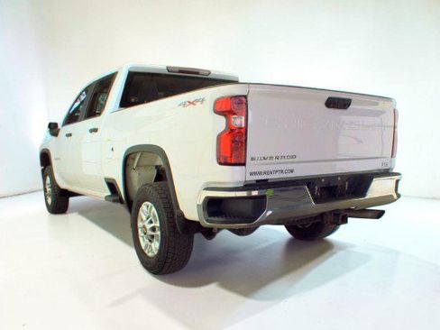 Used 2021 Chevrolet Silverado 2500 W/T w/ WT Fleet Convenience Package AWD/4WD image 4