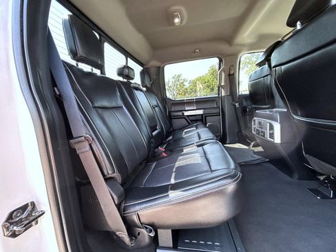 Used 2021 Ford F350 Lariat w/ Chrome Package AWD/4WD image 18