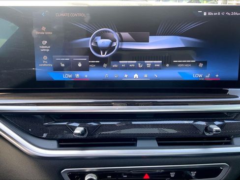 Used 2024 BMW X5 xDrive40i w/ Premium Package AWD/4WD image 34