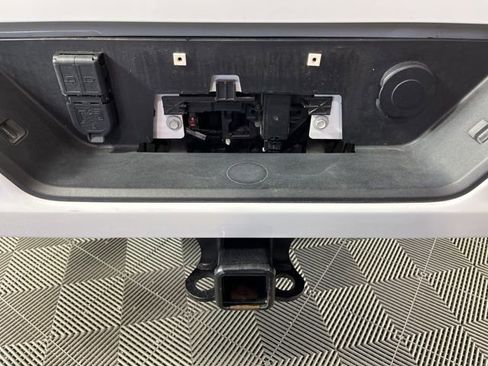 Used 2024 Chevrolet Silverado 2500 High Country w/ High Country Premium Package image 51