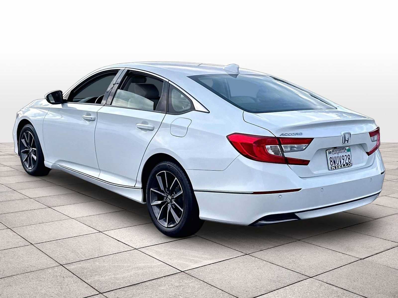 Used 2021 Honda Accord EX-L image 13