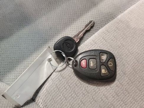 Used 2011 Chevrolet Impala LT image 31