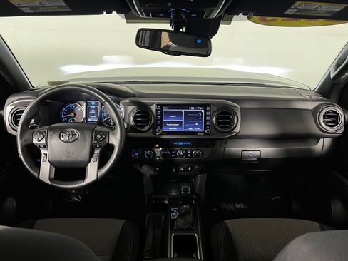 Certified 2023 Toyota Tacoma TRD Off-Road AWD/4WD image 23