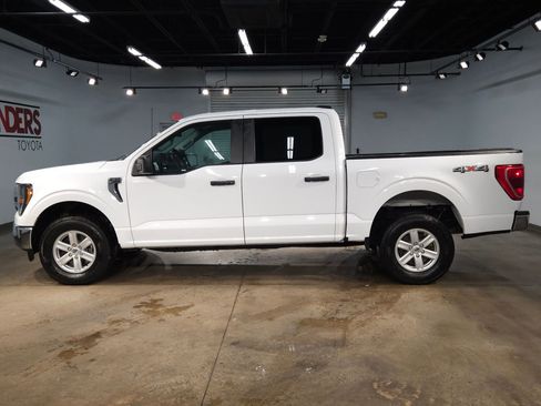 Used 2023 Ford F150 XLT w/ Trailer Tow Package image 4