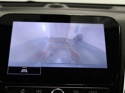 Used 2023 Chevrolet Equinox Premier image 32