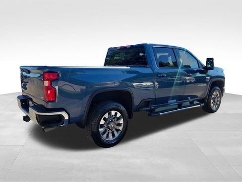 Used 2025 Chevrolet Silverado 2500 LT w/ All Star Edition AWD/4WD image 4