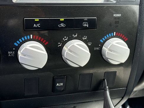 Used 2013 Toyota Tundra 2WD Double Cab w/ Tow Pkg image 19