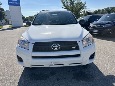 Used 2012 Toyota RAV4 4WD V6 w/ Tow Prep Pkg image 8