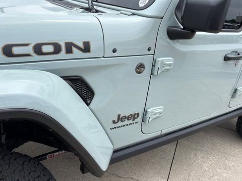 Used 2023 Jeep Wrangler Unlimited Rubicon 392 AWD/4WD image 18