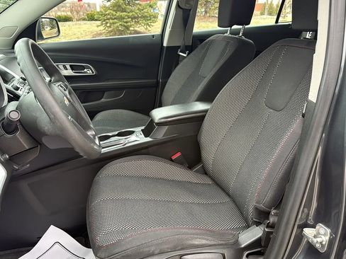 Used 2017 Chevrolet Equinox LS image 10