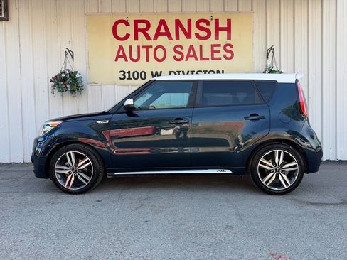 Used 2018 Kia Soul + FWD image 7