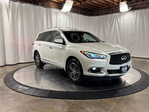 Used 2019 INFINITI QX60 Luxe w/ Essential Package AWD/4WD image 20