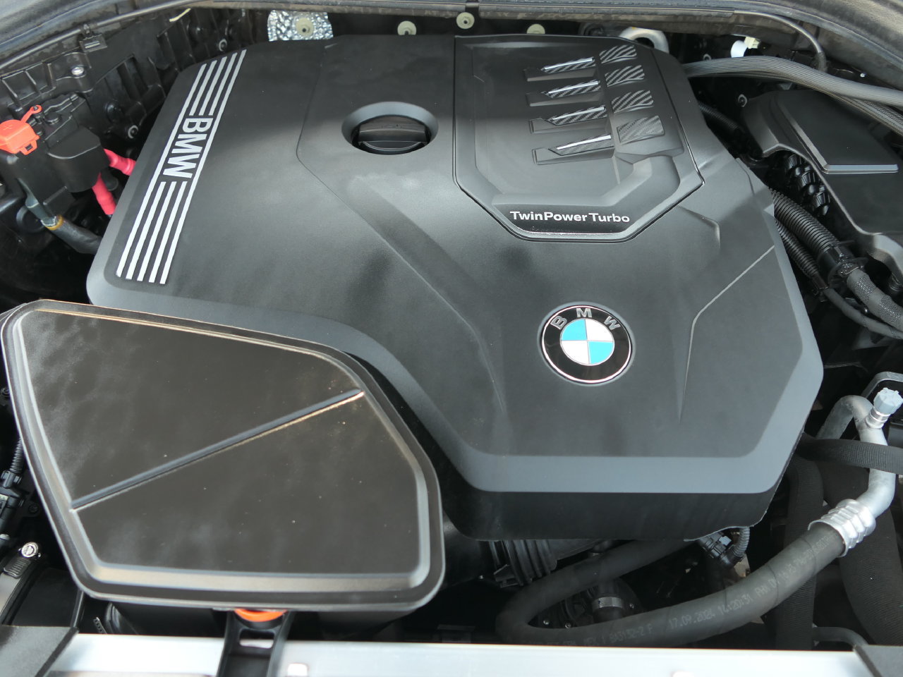 Used 2025 BMW X4 xDrive30i w/ Premium Package AWD/4WD image 31