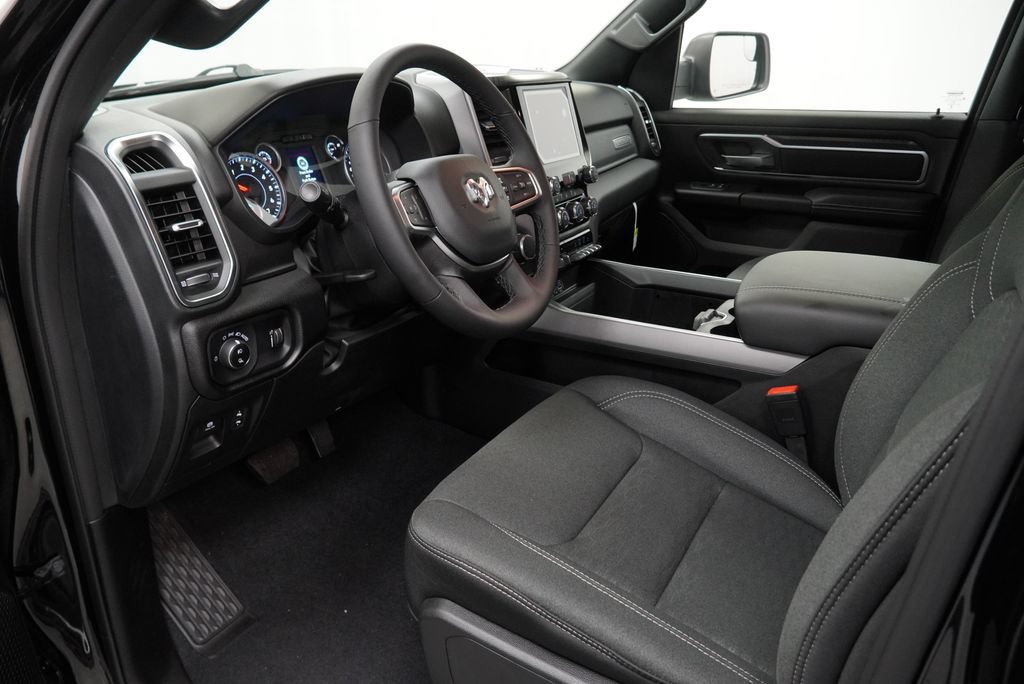 New 2026 RAM 1500 Big Horn AWD/4WD image 16