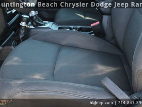 Used 2023 Jeep Wrangler Sport image 27