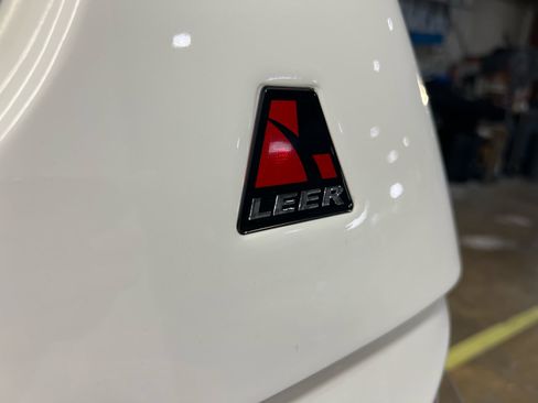 Used 2018 Toyota Tacoma Limited image 35