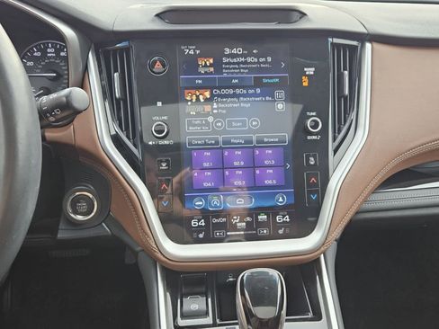 Used 2022 Subaru Outback Touring XT image 8