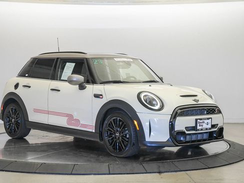 Used 2023 MINI Cooper S FWD image 5