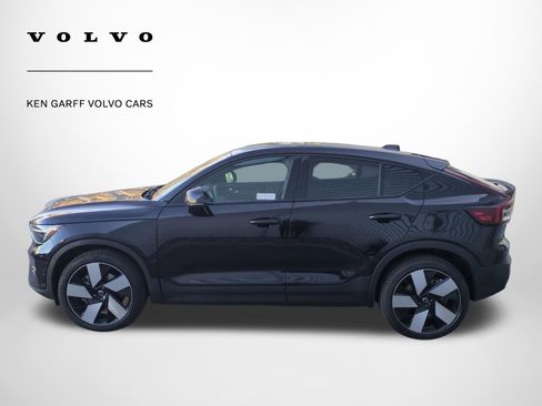Used 2023 Volvo C40 P8 Recharge Ultimate image 7