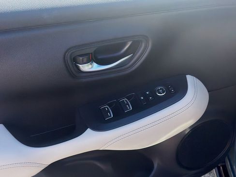 Certified 2023 Honda HR-V EX-L image 16