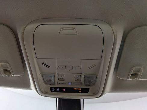 Used 2017 Cadillac XT5 Luxury w/ Driver Awareness Package FWD image 24