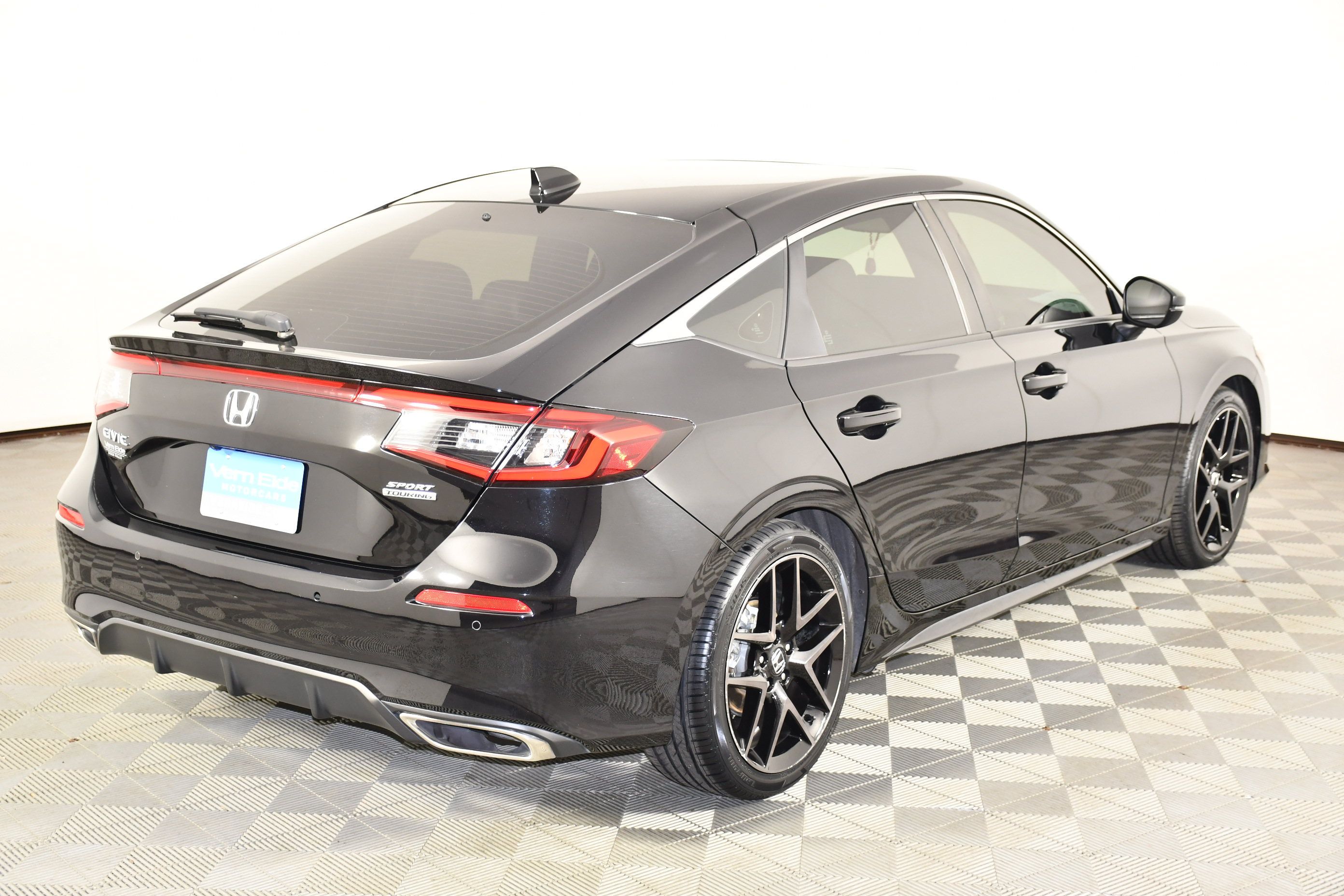 Certified 2024 Honda Civic Sport Touring image 5