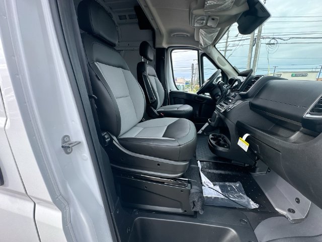 New 2026 RAM ProMaster 2500 w/ Quick Order Package 22G SLT FWD image 16