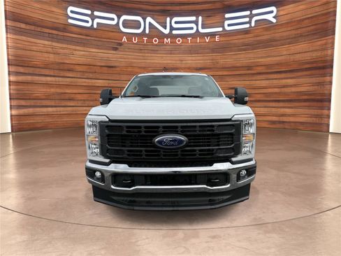 New 2026 Ford F250 XL w/ XL Chrome Package image 9