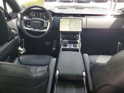 Used 2022 Land Rover Range Rover Long Wheelbase First Edition AWD/4WD image 18