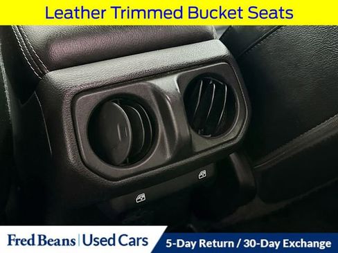 Used 2022 Jeep Wrangler Unlimited Sahara w/ Cold Weather Group image 30