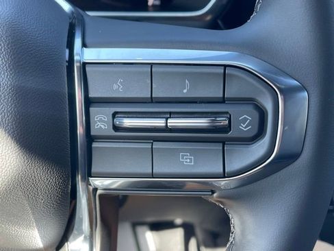 New 2026 GMC Canyon Elevation w/ Convenience Package RWD image 7