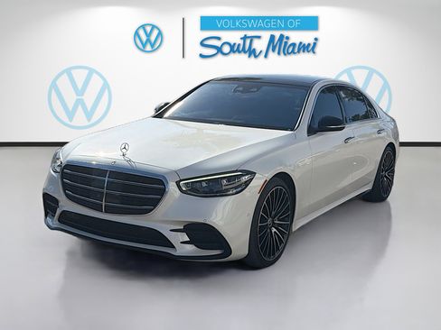 Used 2021 Mercedes-Benz S 580 4MATIC Sedan image 3