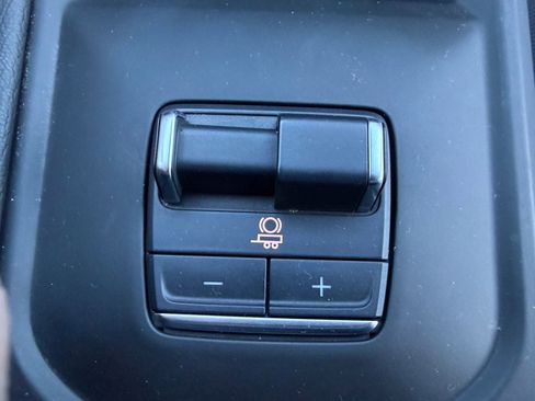 Used 2025 GMC Sierra 2500 Denali w/ Denali Reserve Package image 24