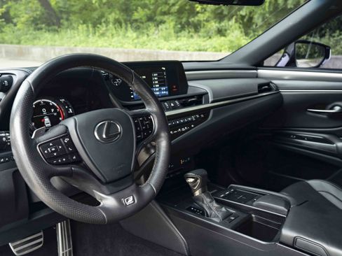 Used 2021 Lexus ES 350 F Sport w/ Accessory Package FWD image 16