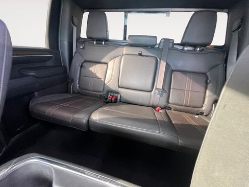 Used 2024 Chevrolet Silverado 3500 High Country w/ Technology Package image 13