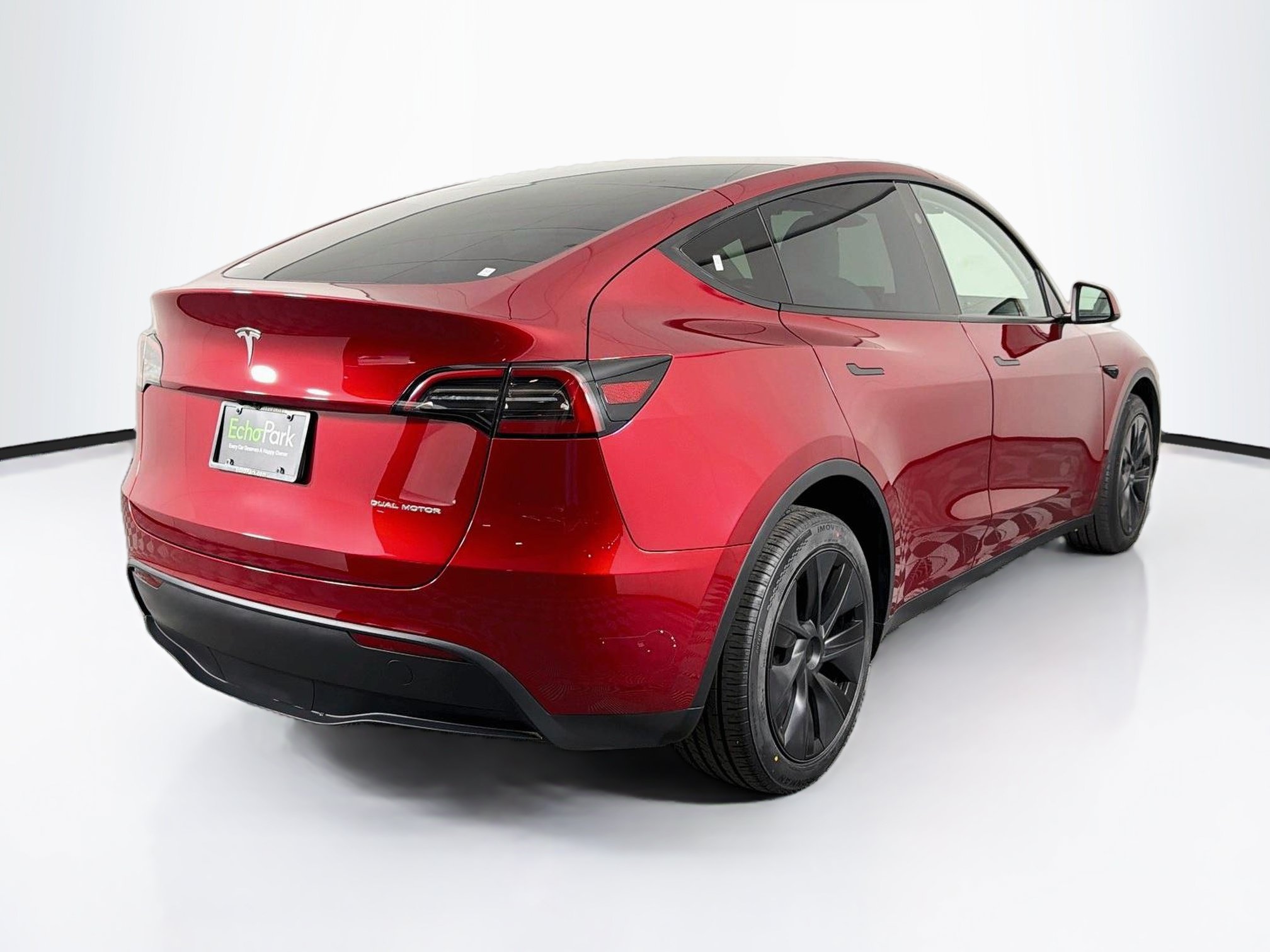 Used 2025 Tesla Model Y Long Range AWD/4WD image 9