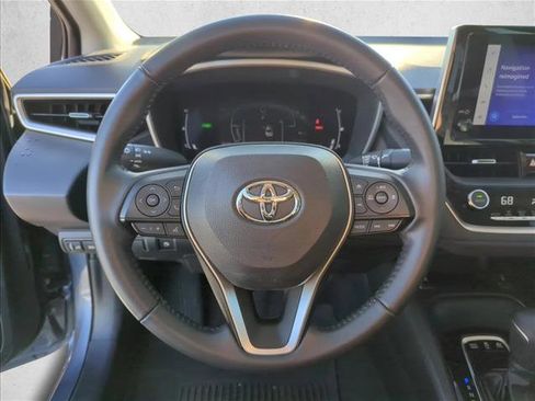 Certified 2023 Toyota Corolla XLE image 12