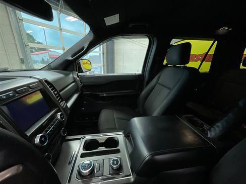 Used 2019 Ford Expedition Max XLT AWD/4WD image 12