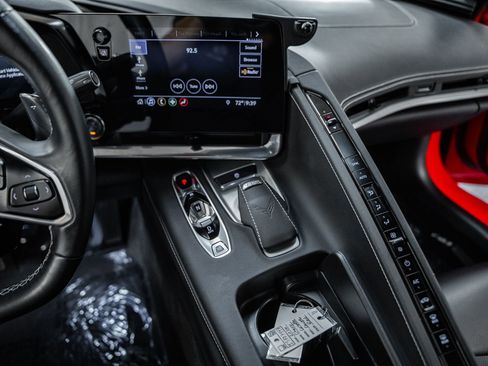 Used 2020 Chevrolet Corvette Stingray Coupe w/ 1LT RWD image 29