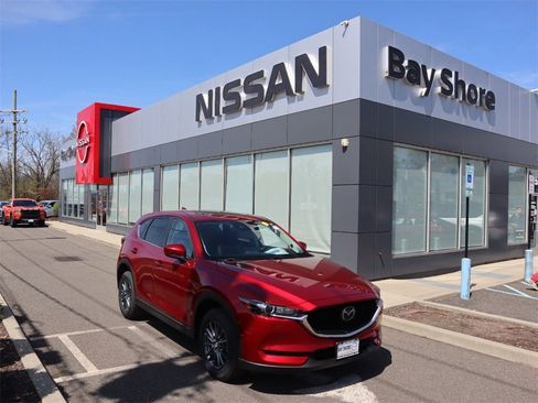 Used 2021 MAZDA CX-5 Touring w/ Touring Preferred SV Package image 2