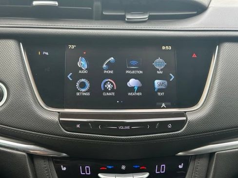 Used 2017 Cadillac XT5 Luxury w/ Driver Awareness Package AWD/4WD image 23
