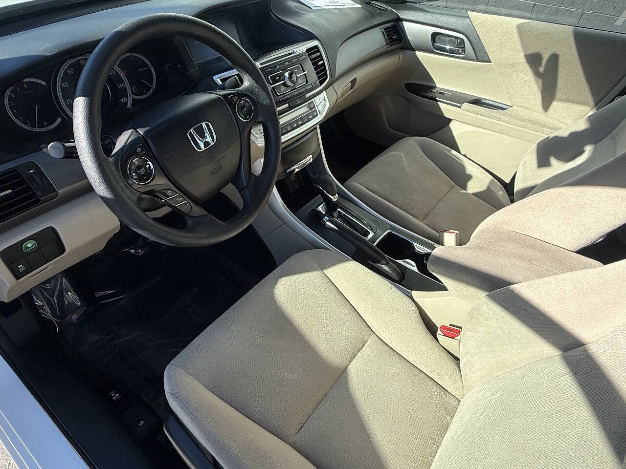 Used 2013 Honda Accord LX image 9