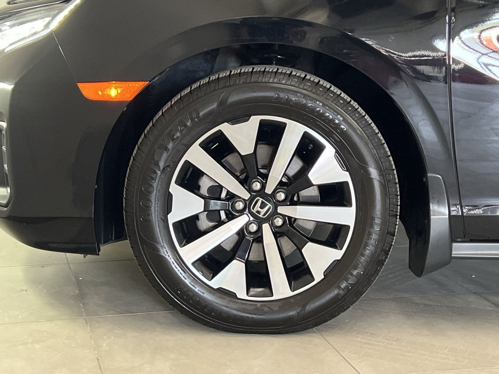 Used 2025 Honda Odyssey EX-L image 11