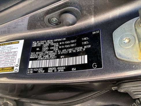 Used 2023 Toyota 4Runner SR5 Premium w/ Moonroof Package AWD/4WD image 19