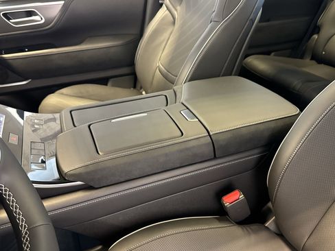 New 2026 INFINITI QX80 Luxe image 21