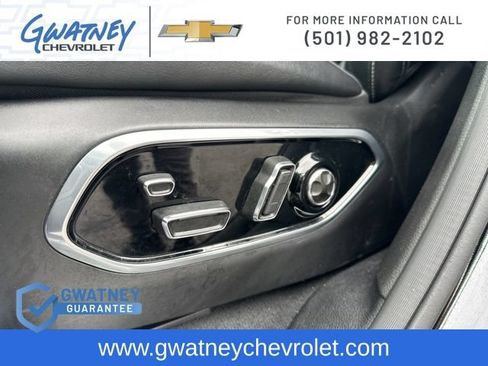 Used 2023 Jeep Grand Cherokee Overland w/ Luxury Tech Group IV AWD/4WD image 21